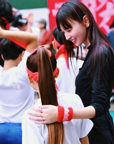 鈴木えみと子供の写真
