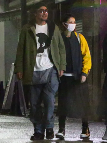 山口馬木也と高岡早紀の写真