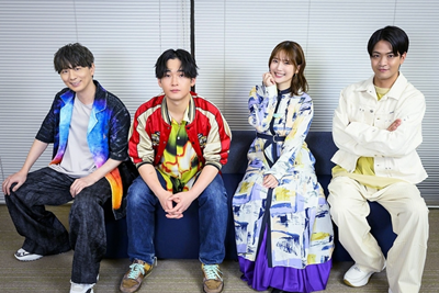石川界人と内田真礼の２人が一緒に写っている画像